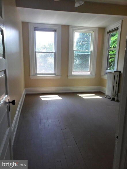 Building Photo - 3670 Indian Queen Lane Unit C