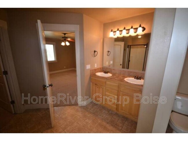 Foto del edificio - 3142 W Ravenna St