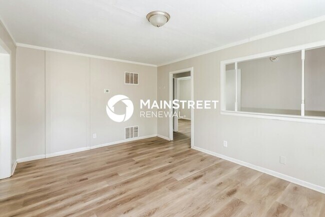 Foto del edificio - 3 Bedroom Pet-Friendly Home in Kansas City...