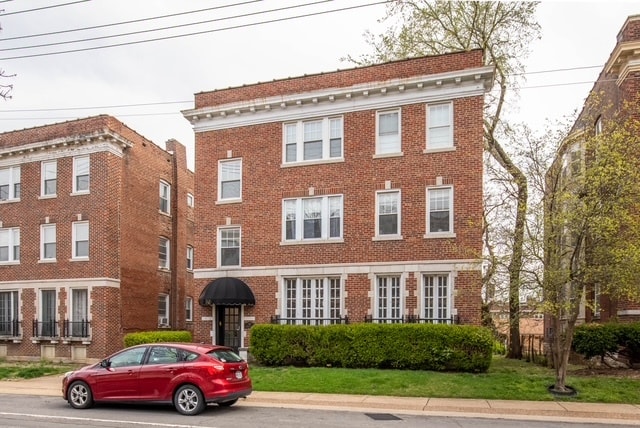 Foto del edificio - 738 Kingsland Ave