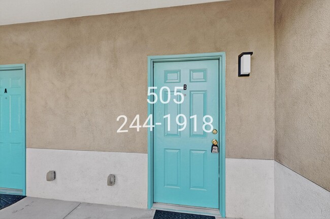 Building Photo - 1121 Meadowlark Way SE
