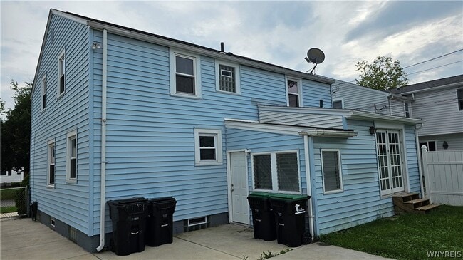 Building Photo - 107 Fowler Ave