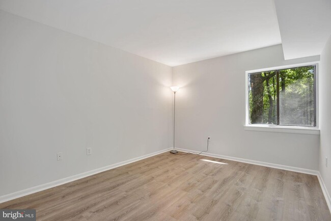 Building Photo - 11727 Ledura Ct