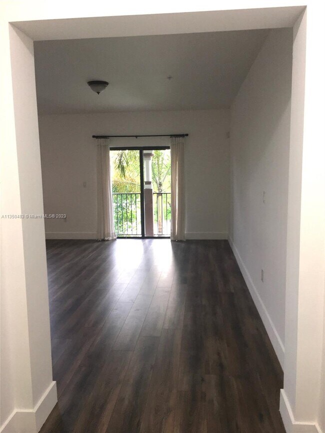 Foto del edificio - 10620 NW 88th St