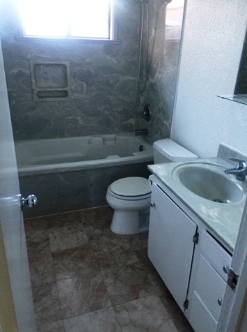 Foto del edificio - MOVE IN SPECIAL***Cozy Condo - Central Lak...