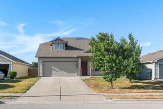 Building Photo - 126 Denton Dr