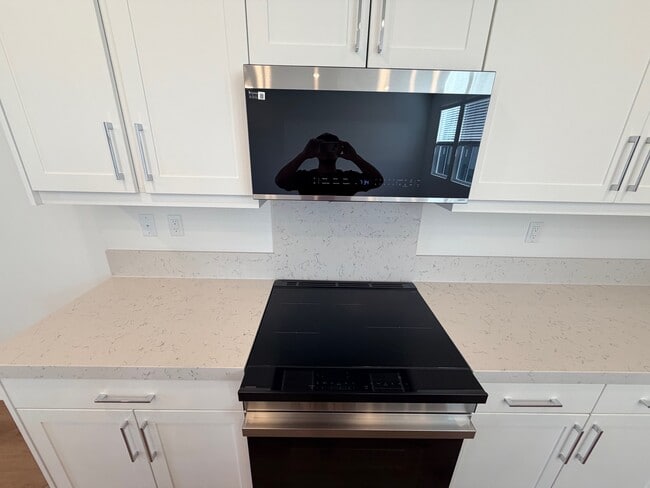 Building Photo - 470 Caliper Wy