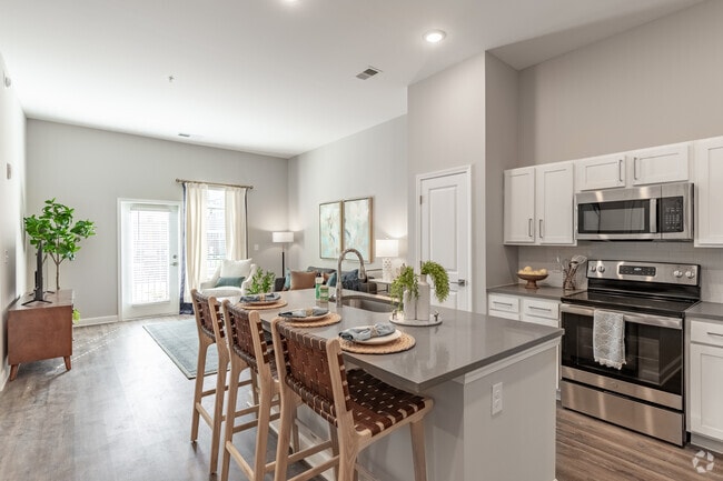 1HAB, 1BA - 807SF (The Sierra) - The Chateau 55+ Age Exclusive Apartments