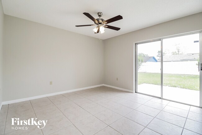 Building Photo - 2714 Myakka Dr