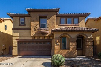 Building Photo - 1647 W Gleaming Moon Ln