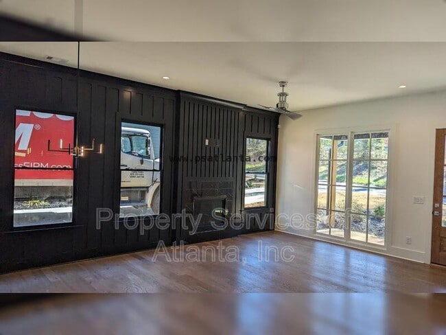 Foto del edificio - 1241 Bridges Ave SW