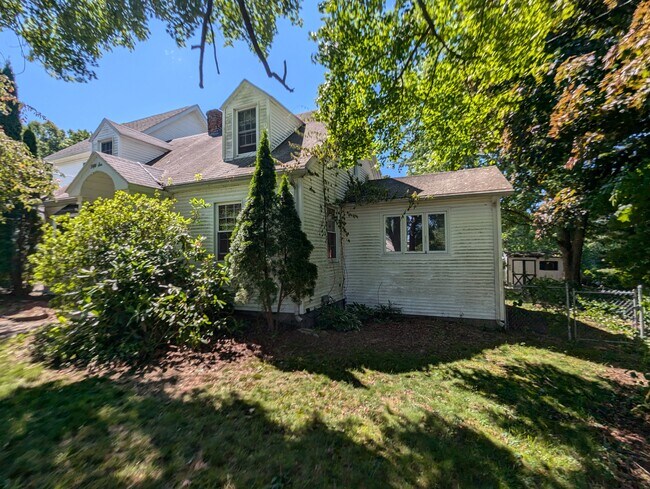 Foto del edificio - 56 Lincoln Ave