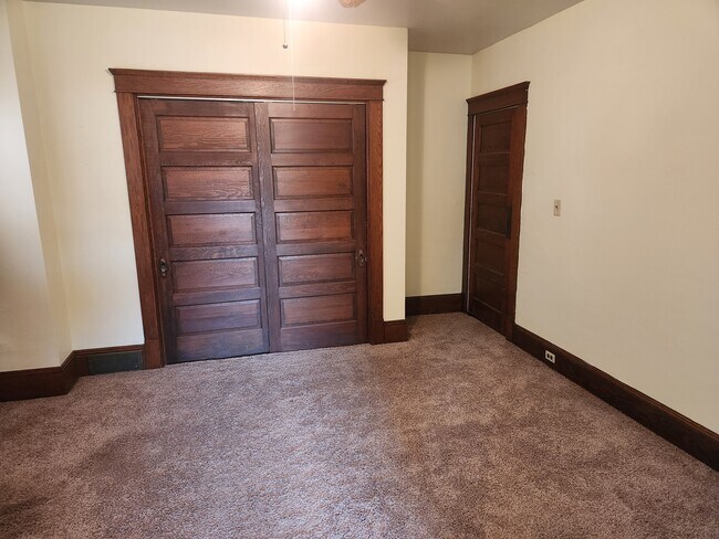 Foto del edificio - 245 Cherry St E