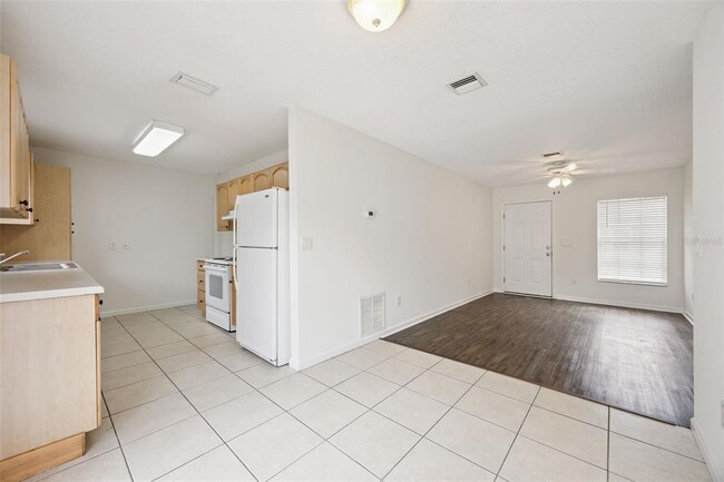 Building Photo - 1105 N Rockingham Ave
