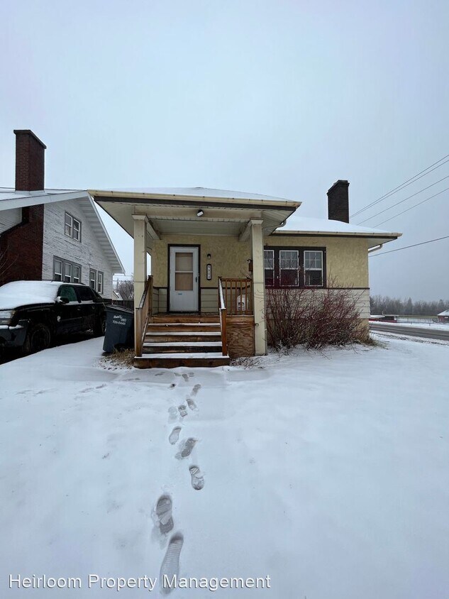 Primary Photo - 3 br, 1.5 bath House - 804 N 20th Ave E