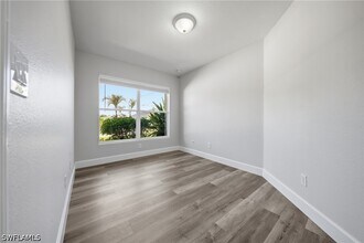 Building Photo - 4621 25th St SW