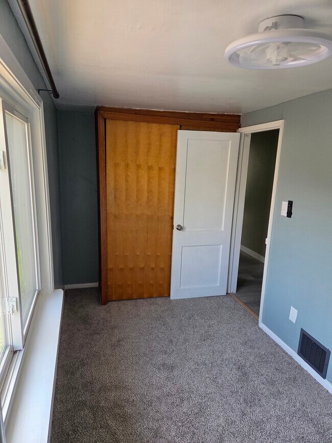 Foto del edificio - 748 Little Deer Creek Valley Rd