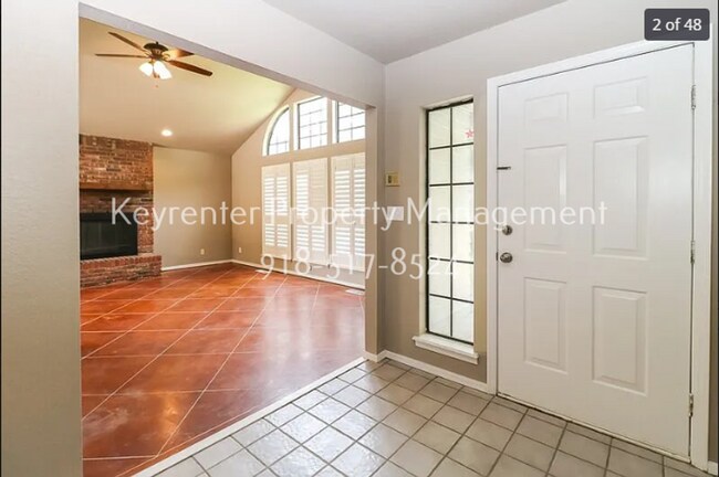 Building Photo - 3 Bed 2 Bath South Tulsa with Pool, Jenks Schools