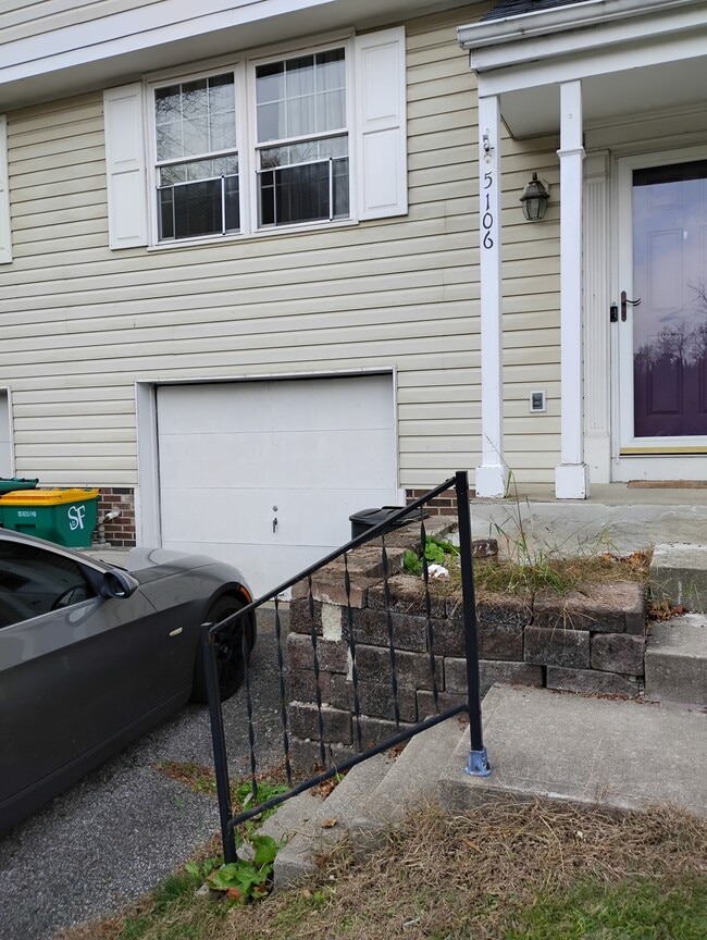 Photo - 5106 Empire Dr Townhome