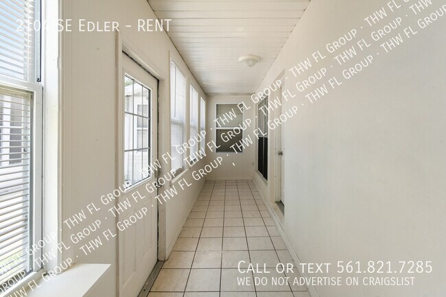 Foto del edificio - 2104 SE Edler-RENT