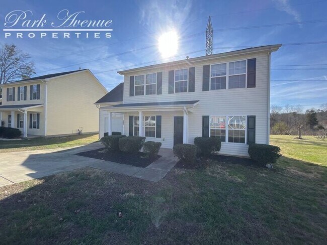 Building Photo - 6625 Commack Dr