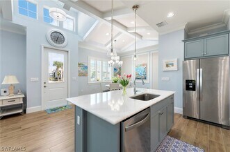 Building Photo - 7270 Saona CT