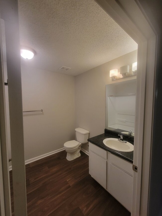 Meadow Oaks Apartments in Rainbow City, AL