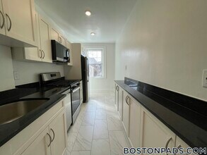 Building Photo - 100 Kilsyth Rd