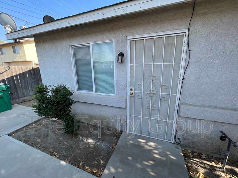 198 S B St Unit 3, Porterville, CA 93257 Condo for Rent in