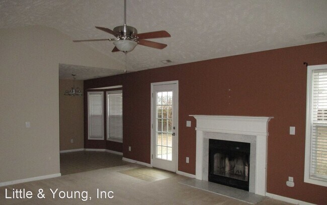 Building Photo - 3 br, 2 bath House - 105 Silverberry Court
