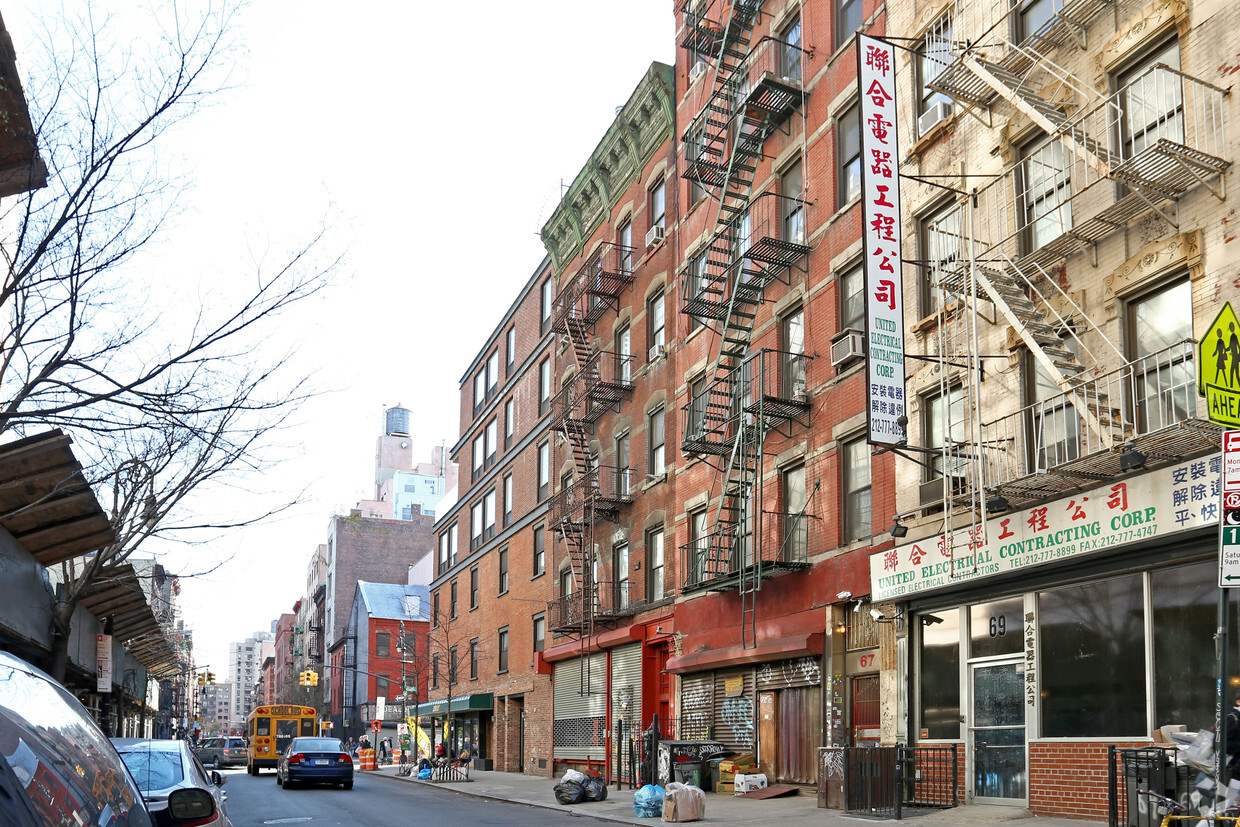 Building Photo - 65 Ludlow St