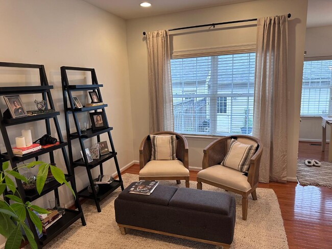 Foto del edificio - 2624 Island Grove Blvd