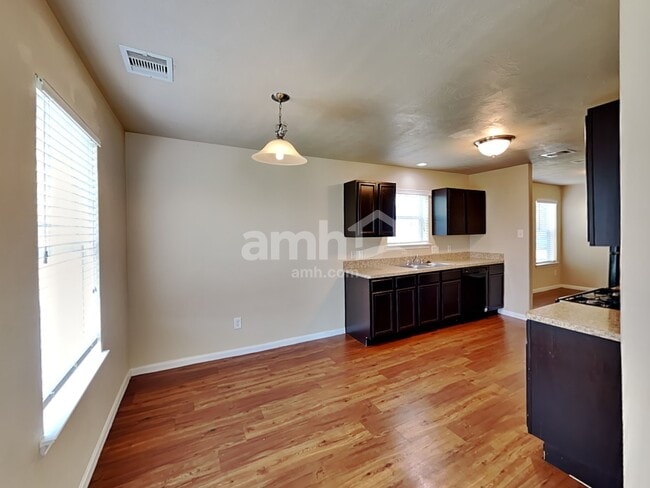 Building Photo - 5923 Stockholm Ct