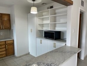 Building Photo - 2101 Chilton Dr