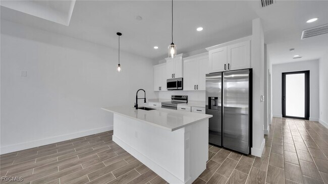 Foto del edificio - 1121 Hightower Ave S