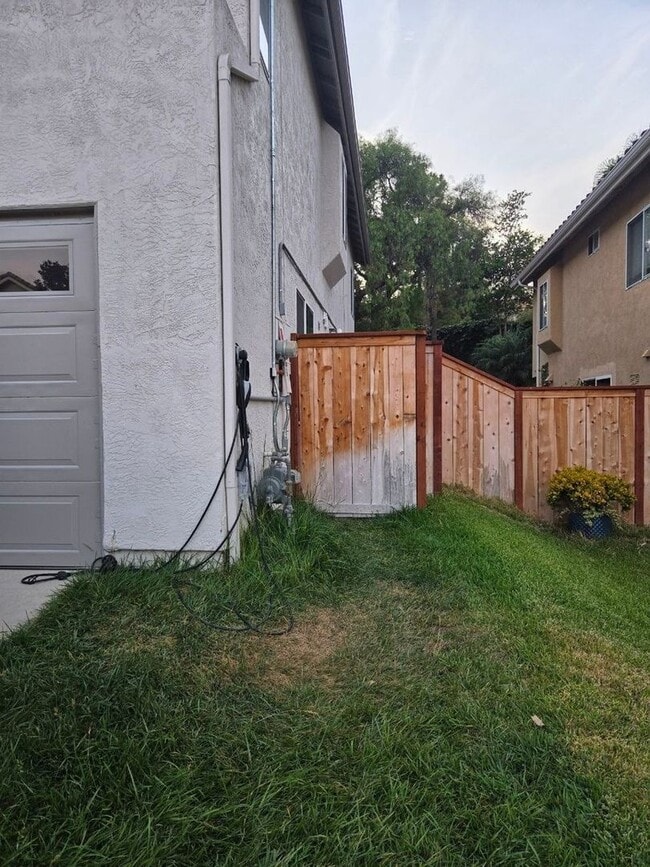 Building Photo - 3430 Corte Viejo