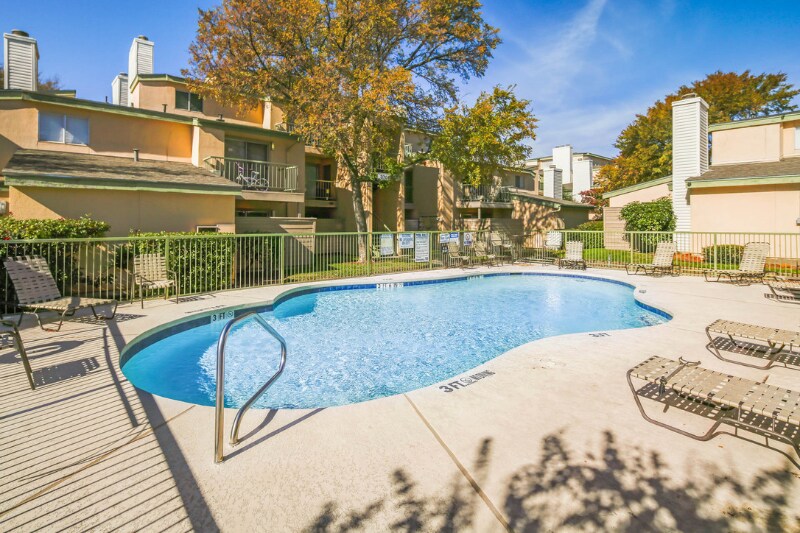 Foto principal - 3740 Little Rd