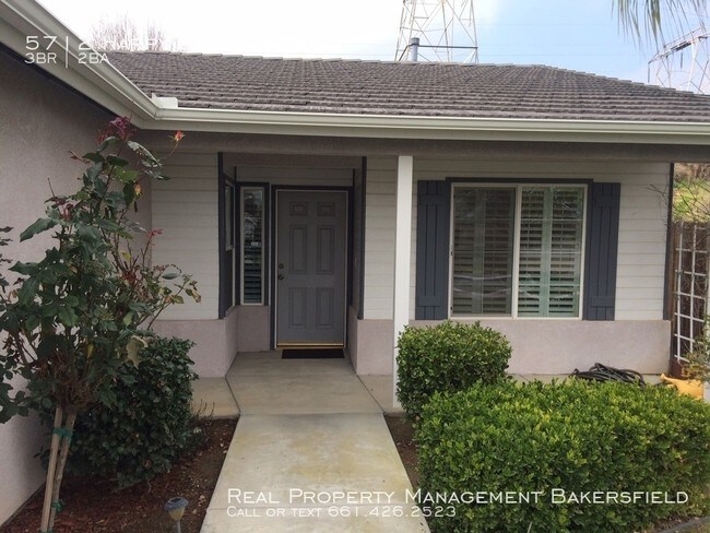 Building Photo - 5712 Harpy Eagle Avenue