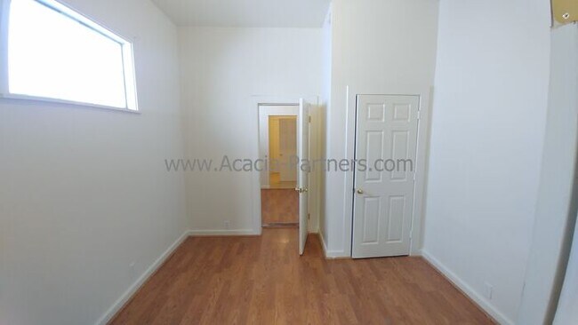 Building Photo - Charming One Bedroom in Barrio Anita