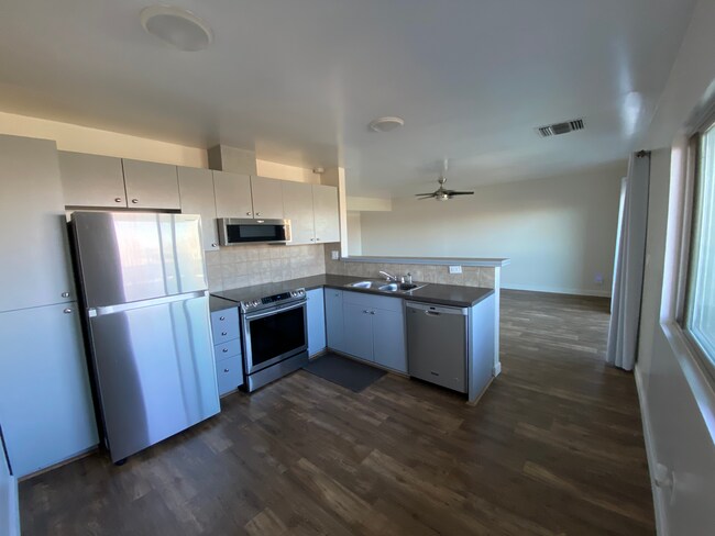 Foto del edificio - 3163 Cashill Blvd
