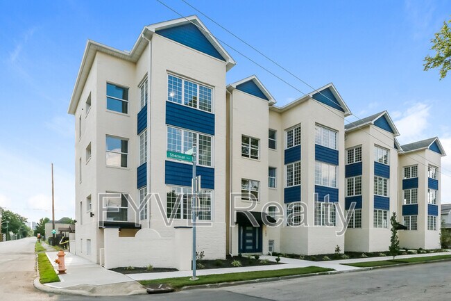 Foto del edificio - 151 Sherman Ave