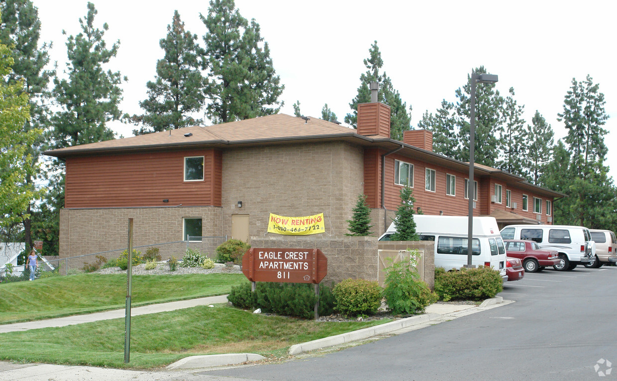 Eagle Crest - Eagle Crest Apartments