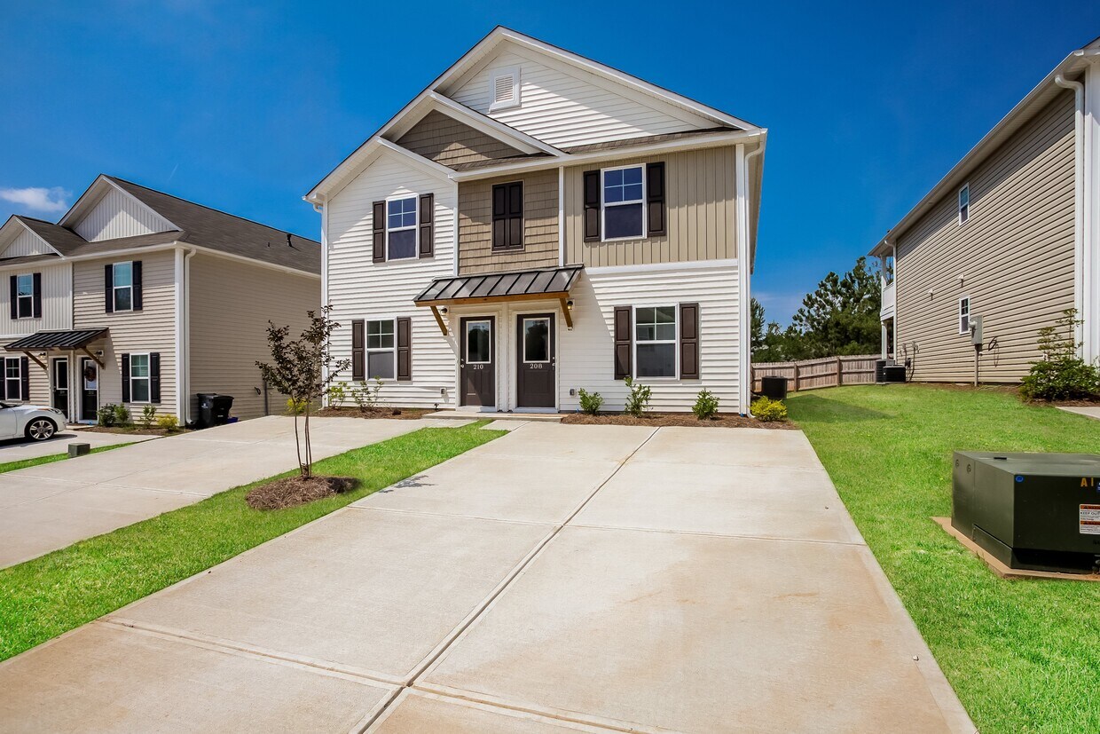 210 Royal Way House for Rent in Pendleton, SC