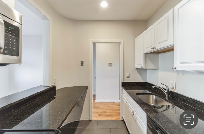 Photo - 202 H St Apartment