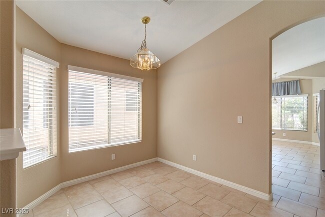 Building Photo - 844 Rainbow Rock St