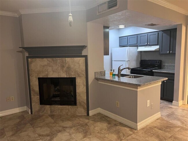 Foto del edificio - 3919 Fairmont Pkwy