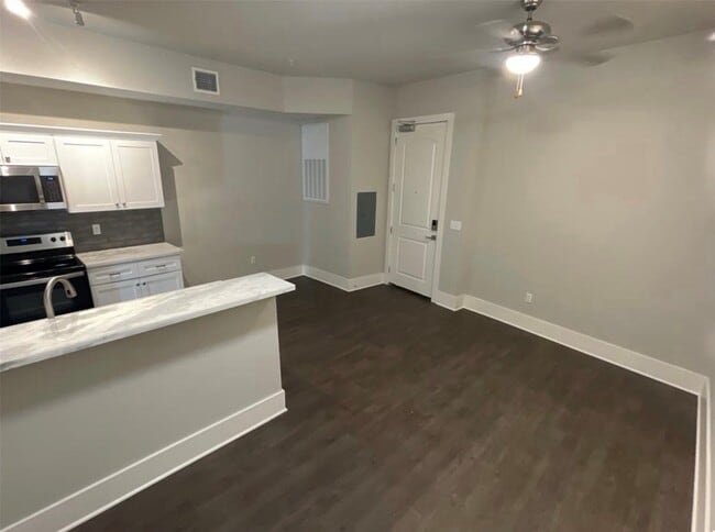 Foto del edificio - 2727 Houston Ave