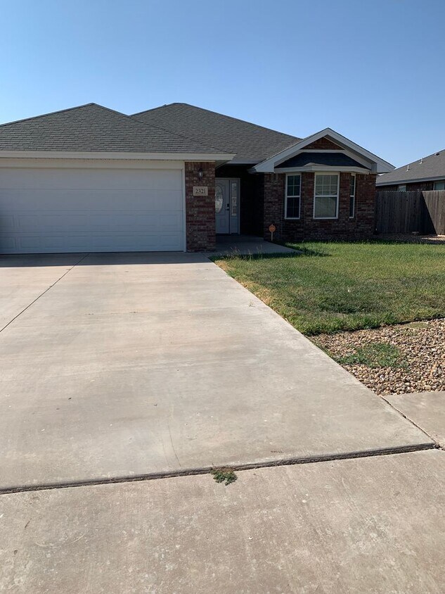 Primary Photo - 2321 Cobblestone Clovis NM