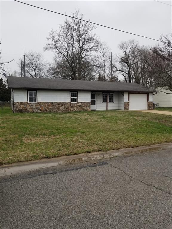 907 SE H St, Bentonville, AR 72712 House Rental in Bentonville, AR