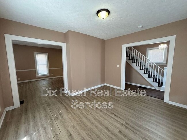 Building Photo - 1903 Tytus Ave
